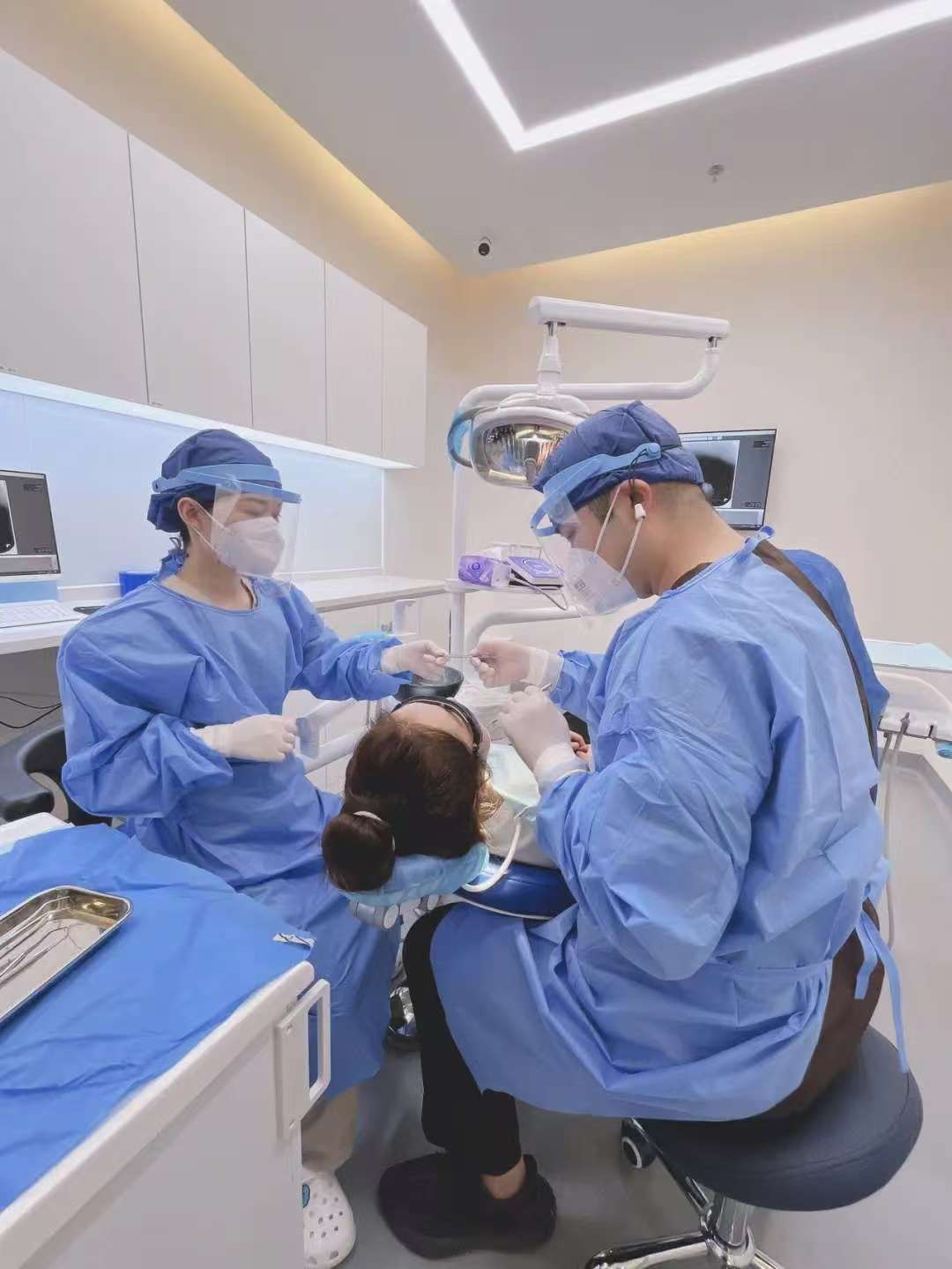 牙医.jpg